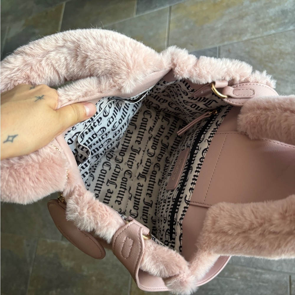 Juicy Couture Quilted Faux Fur Handbag - Picture 4 of 5